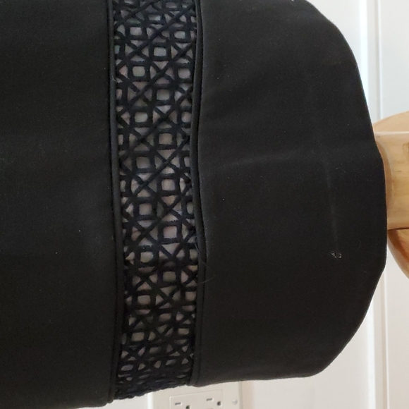 Black Skirt with Stretch by Jules & Leopold - Picture 3 of 8